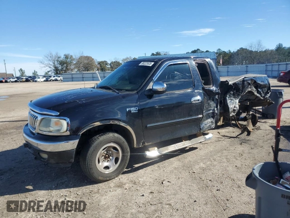 2003 Ford F-150 XL with VIN 1FTRX18W03NA77296, listed as a Copart auction lot 88222635 with 0 mi miles and Salvage Title. Bid and sale history available at carsss.com. Image 1.