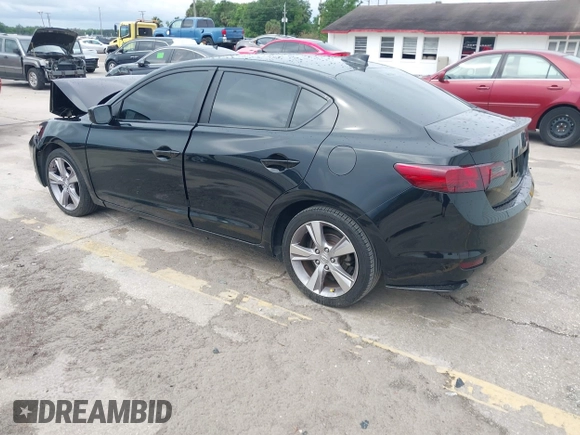 2013 Acura ILX Tech Pkg with VIN 19VDE1F72DE013609, listed as a IAAI auction lot 41984514 with 124,157 mi miles. Bid and sale history available at carsss.com. Image 3.