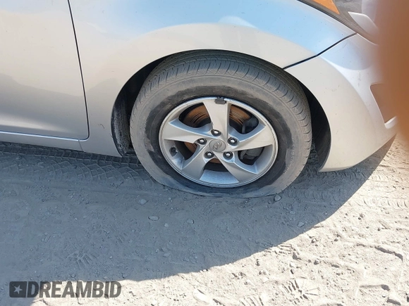 2015 Hyundai Elantra SE с VIN 5NPDH4AE3FH547495, выставлен на аукционе IAAI как лот 41796791 с пробегом 24 035 миль миль и . История ставок и продаж доступна на DreamBid. Изображение 16.