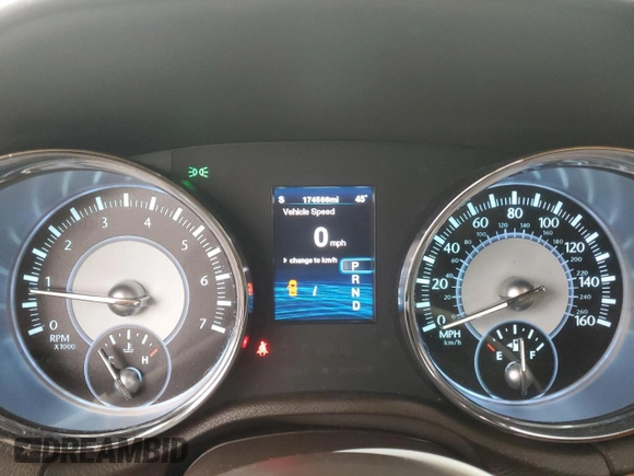 2012 Chrysler 300 C with VIN 2C3CCAKT4CH225396, listed as a Copart auction lot 84839764 with 174,566 mi miles and Clean Title. Bid and sale history available at DreamBid. Image 9.