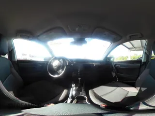 2018 Toyota Corolla L z VIN 5YFBURHE2JP827894, wystawiony jako IAAI lot #42295741 z przebiegiem 44 171 mil mil oraz . Historia ofert i sprzedaży dostępna na DreamBid. Obrazek 18.