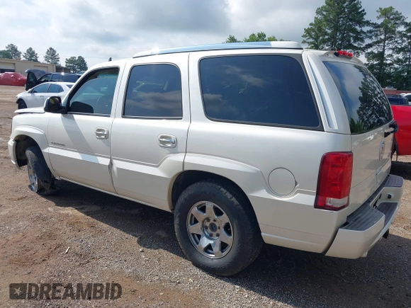 2006 Cadillac Escalade with VIN 1GYEK63N26R115482, listed as a IAAI auction lot 42406896 with 292,092 mi miles and . Bid and sale history available at DreamBid. Image 3.