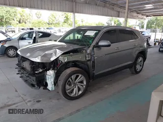 2021 Volkswagen Atlas SEL с VIN 1V2EE2CA9MC216892, выставлен на аукционе IAAI как лот 39943648 с пробегом 54 920 миль миль и . История ставок и продаж доступна на DreamBid. Изображение 2.