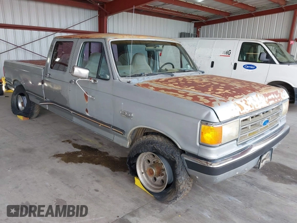 1989 Ford F-350 with VIN 2FTJW35M9KCA56949, listed as a IAAI auction lot 42244693 with 81,044 mi miles and . Bid and sale history available at DreamBid. Image 1.