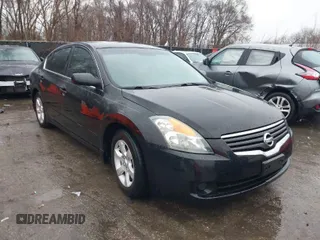 2009 Nissan Altima 2.5 SL with VIN 1N4AL21E59N427861, listed as a IAAI auction lot 41692000 with 139,371 mi miles. Bid and sale history available at carsss.com. Image 1.