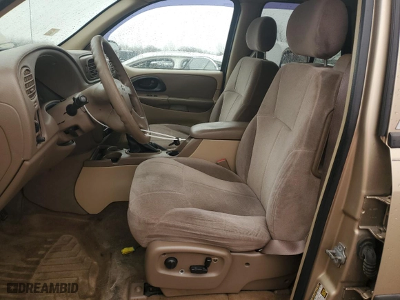 2004 Chevrolet TrailBlazer LT with VIN 1GNDS13S742371222, listed as a Copart auction lot 49703555 with 108,558 mi miles and Salvage Title. Bid and sale history available at carsss.com. Image 7.
