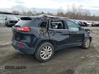 2015 Jeep Cherokee Limited with VIN 1C4PJMDB6FW690972, listed as a Copart auction lot 51440525 with 82,209 mi miles and Clean Title. Bid and sale history available at carsss.com. Image 3.