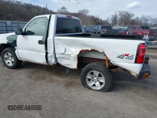 2006 Chevrolet Silverado 1500 Work Truck with VIN 1GCEK14XX6Z282116, listed as a IAAI auction lot 41864276 with 227,306 mi miles. Bid and sale history available at carsss.com. Image 3.