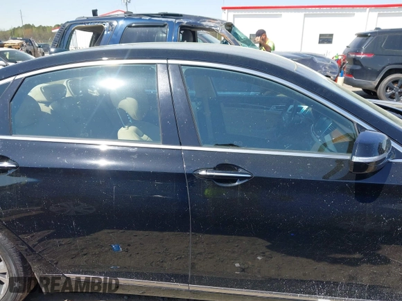 2015 Hyundai Genesis 3.8L z VIN KMHGN4JEXFU021307, wystawiony jako IAAI lot #41925165 z przebiegiem 128 921 mil mil oraz . Historia ofert i sprzedaży dostępna na DreamBid. Obrazek 13.