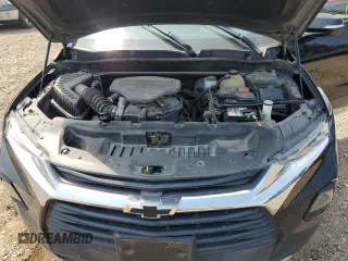 2019 Chevrolet Blazer z VIN 3GNKBDRS1KS664938, wystawiony jako Copart lot #51482625 z przebiegiem Nie podano mil oraz Szkody całkowita. Historia ofert i sprzedaży dostępna na DreamBid. Obrazek 12.