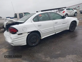 2002 Pontiac Grand Am SE1 with VIN 1G2NF52F82C203744, listed as a IAAI auction lot 41770625 with 177,630 mi miles. Bid and sale history available at carsss.com. Image 4.