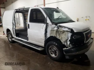 2023 GMC Savana Cargo Van with VIN 1GTW7AFP5P1216379, listed as a Copart auction lot 84263394 with 15,422 mi miles and Clean Title. Bid and sale history available at carsss.com. Image 4.