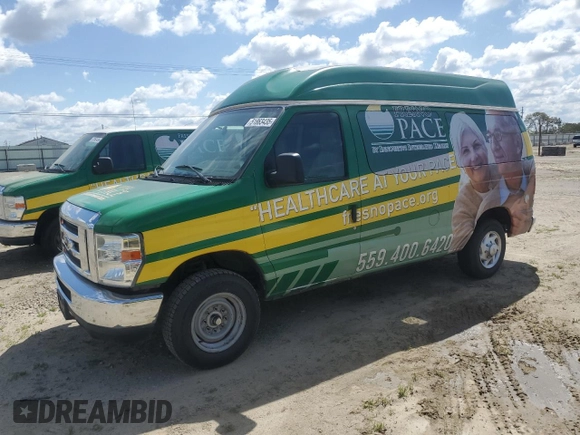 2009 Ford Econoline Cargo Commercial z VIN 1FTNE14W39DA37660, wystawiony jako Copart lot #51863435 z przebiegiem 155 374 mil mil oraz Czysty tytuł • Clean title. Historia ofert i sprzedaży dostępna na DreamBid. Obrazek 1.