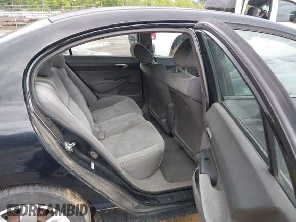 2009 Honda Civic LX z VIN 1HGFA16599L005064, wystawiony jako IAAI lot #42395387 z przebiegiem 297 398 mil mil oraz . Historia ofert i sprzedaży dostępna na DreamBid. Obrazek 8.