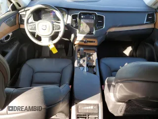 2024 Volvo XC90 Plus Bright Theme with VIN YV4L12PE6R1190219, listed as a Copart auction lot 81855084 with 14,401 mi miles and Non Repairable. Bid and sale history available at DreamBid. Image 8.