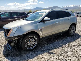 2016 Cadillac SRX Premium Collection z VIN 3GYFNDE31GS522610, wystawiony jako Copart lot #55096665 z przebiegiem 128 419 mil mil oraz Szkoda całkowita • Salvage title. Historia ofert i sprzedaży dostępna na DreamBid. Obrazek 1.