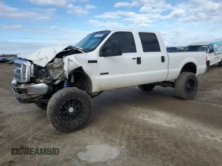 2005 Ford Super Duty F-250 XL with VIN 1FTSW21P35EB00215, listed as a Copart auction lot 44273985 with 154,889 mi miles and Salvage Title. Bid and sale history available at carsss.com. Image 1.