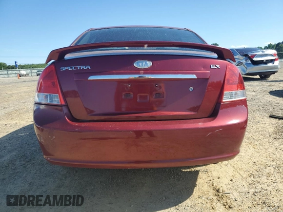 2007 Kia Spectra EX z VIN KNAFE121275436205, wystawiony jako Copart lot #57680055 z przebiegiem 141 670 mil mil oraz Szkoda całkowita • Salvage title. Historia ofert i sprzedaży dostępna na DreamBid. Obrazek 6.
