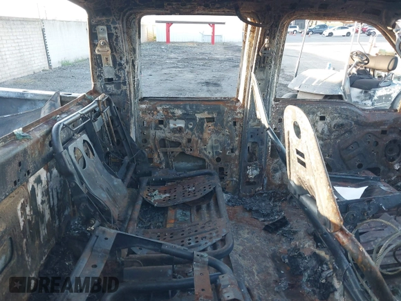 2007 Ford F-250 XL z VIN 1FTSW21P97EA26253, wystawiony jako IAAI lot #41918836 z przebiegiem Nie podano mil oraz . Historia ofert i sprzedaży dostępna na DreamBid. Obrazek 8.