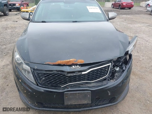 2013 Kia Optima SX with VIN 5XXGR4A6XDG140804, listed as a IAAI auction lot 42078793 with 237,404 mi miles. Bid and sale history available at carsss.com. Image 6.