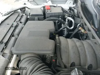 2022 GMC Yukon XL SLT z VIN 1GKS2GKD7NR305577, wystawiony jako IAAI lot #41863458 z przebiegiem 47 694 mil mil oraz . Historia ofert i sprzedaży dostępna na DreamBid. Obrazek 19.