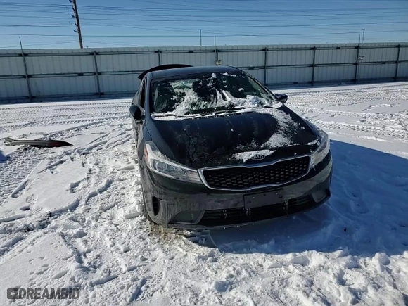 2018 Kia Forte LX with VIN 3KPFK4A74JE231533, listed as a Copart auction lot 45201215 with 70,753 mi miles and Salvage Title. Bid and sale history available at carsss.com. Image 10.