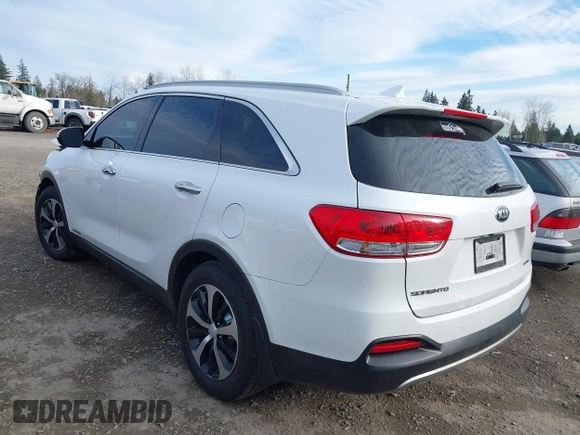 2018 Kia Sorento EX with VIN 5XYPHDA53JG384120, listed as a IAAI auction lot 41657786 with 102,652 mi miles and . Bid and sale history available at carsss.com. Image 3.