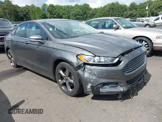 2013 Ford Fusion SE с VIN 3FA6P0HR1DR161025, выставлен на аукционе IAAI как лот 42783917 с пробегом 172 329 миль миль и . История ставок и продаж доступна на DreamBid. Изображение 1.