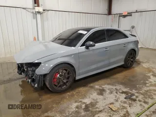 2018 Audi RS 3 z VIN WUABWGFF3J1907755, wystawiony jako Copart lot #82428304 z przebiegiem 28 033 mil mil oraz Szkody całkowita. Historia ofert i sprzedaży dostępna na DreamBid. Obrazek 1.