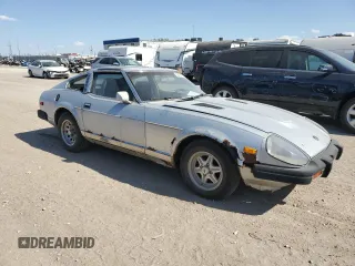 1981 Datsun 280ZX z VIN JN1HZ04S2BX413331, wystawiony jako Copart lot #50431235 z przebiegiem 98 237 mil mil oraz Tytuł czysty. Historia ofert i sprzedaży dostępna na DreamBid. Obrazek 4.
