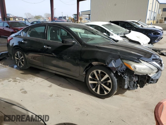 2017 Nissan Altima SR with VIN 1N4BL3AP5HC193243, listed as a Copart auction lot 48028635 with 140,109 mi miles and Clean title. Bid and sale history available at DreamBid. Image 4.