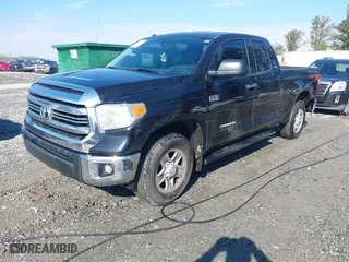 2016 Toyota Tundra 2WD Truck SR5 with VIN 5TFRW5F18GX198203, listed as a IAAI auction lot 41302725 with 175,780 mi miles. Bid and sale history available at carsss.com. Image 19.