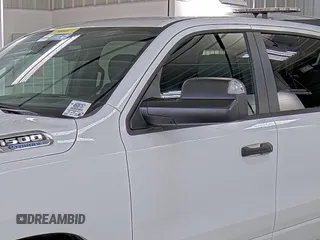 2024 Ram 1500 Tradesman с VIN 1C6RRFGG9RN221915, выставлен на аукционе IAAI как лот 42849293 с пробегом 59 миль миль и . История ставок и продаж доступна на DreamBid. Изображение 17.