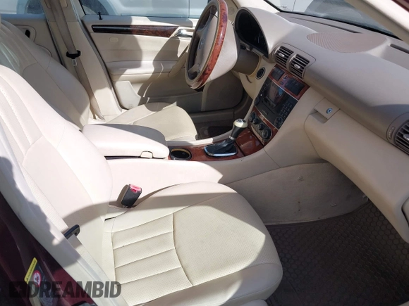 2006 Mercedes-Benz C 280 Luxury с VIN WDBRF54HX6A901980, выставлен на аукционе IAAI как лот 41437202 с пробегом Не указан миль и . История ставок и продаж доступна на DreamBid. Изображение 5.