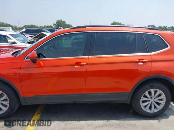 2019 Volkswagen Tiguan SE with VIN 3VV3B7AX4KM045617, listed as a IAAI auction lot 42295749 with 79,339 mi miles and . Bid and sale history available at DreamBid. Image 15.