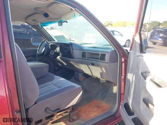 1996 Dodge Ram 1500 with VIN 3B7HC13Y1TG122318, listed as a IAAI auction lot 41748298 with 154,039 mi miles. Bid and sale history available at carsss.com. Image 5.