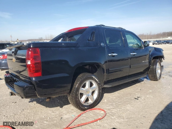 2013 Chevrolet Avalanche LT with VIN 3GNTKFE76DG249346, listed as a Copart auction lot 48689005 with 102,289 mi miles and Clean Title. Bid and sale history available at carsss.com. Image 3.