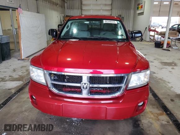 2008 Dodge Dakota SLT z VIN 1D7HW48N48S536142, wystawiony jako Copart lot #86348544 z przebiegiem 238 800 mil mil oraz Szkoda całkowita • Salvage title. Historia ofert i sprzedaży dostępna na DreamBid. Obrazek 5.