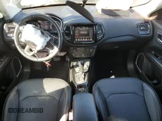 2020 Jeep Compass High Altitude с VIN 3C4NJDCB7LT233906, выставлен на аукционе Copart как лот 52922995 с пробегом 39 980 миль миль и Списание • Salvage title. История ставок и продаж доступна на DreamBid. Изображение 8.