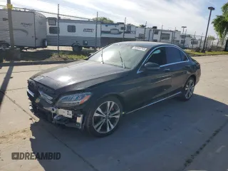 2021 Mercedes-Benz C 300 z VIN W1KWF8DBXMR629713, wystawiony jako Copart lot #52994745 z przebiegiem 50 440 mil mil oraz Szkoda całkowita • Salvage title. Historia ofert i sprzedaży dostępna na DreamBid. Obrazek 1.