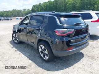 2018 Jeep Compass Limited with VIN 3C4NJDCBXJT332524, listed as a IAAI auction lot 42618421 with 61,854 mi miles and . Bid and sale history available at DreamBid. Image 3.