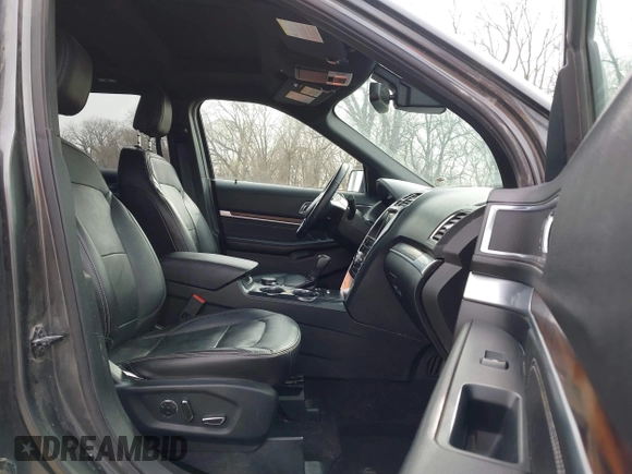 2018 Ford Explorer Limited with VIN 1FM5K8F80JGC27687, listed as a IAAI auction lot 41841793 with 113,147 mi miles and . Bid and sale history available at carsss.com. Image 5.