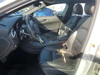 2017 Mercedes-Benz GLA 250 z VIN WDCTG4EB9HJ291138, wystawiony jako Copart lot #44217075 z przebiegiem 150 032 mil mil oraz Szkoda całkowita • Salvage title. Historia ofert i sprzedaży dostępna na DreamBid. Obrazek 7.