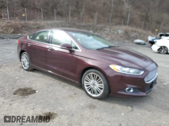 2013 Ford Fusion SE with VIN 3FA6P0H92DR381483, listed as a Copart auction lot 51206155 with 0 mi miles and Salvage Title. Bid and sale history available at carsss.com. Image 4.