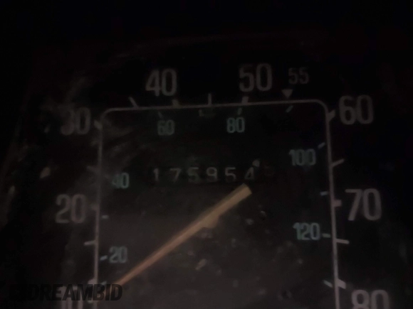 1982 Datsun 720 z VIN JN6MD01S7CW103064, wystawiony jako IAAI lot #41831434 z przebiegiem 175 954 mil mil oraz . Historia ofert i sprzedaży dostępna na DreamBid. Obrazek 14.