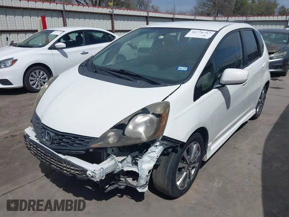 2013 Honda Fit Sport with VIN JHMGE8H54DC059358, listed as a IAAI auction lot 41776717 with 90,595 mi miles. Bid and sale history available at carsss.com. Image 2.