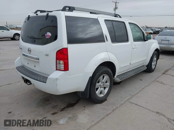 2008 Nissan Pathfinder S with VIN 5N1AR18U58C650987, listed as a IAAI auction lot 41579276 with 197,063 mi miles. Bid and sale history available at carsss.com. Image 4.