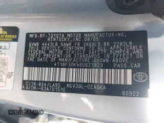 2006 Toyota Camry LE z VIN 4T1BF30K46U621829, wystawiony jako IAAI lot #41068239 z przebiegiem 96 942 mil mil oraz . Historia ofert i sprzedaży dostępna na DreamBid. Obrazek 9.
