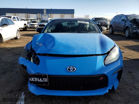 2023 Toyota GR86 Premium with VIN JF1ZNBE1XP9756310, listed as a Copart auction lot 43041085 with 13,016 mi miles and Salvage Title. Bid and sale history available at carsss.com. Image 5.