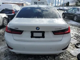 2022 BMW 3 Series 330i xDrive with VIN 3MW5R7J02N8C63913, listed as a Copart auction lot 85760924 with 0 mi miles and Salvage Title. Bid and sale history available at carsss.com. Image 6.